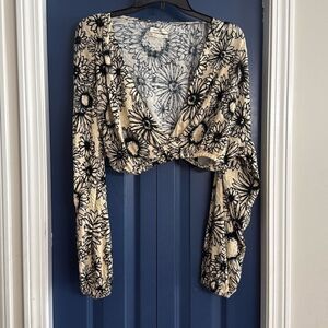 Urban Outfitters Floral Boho Cropped Top Size M